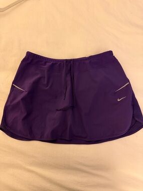 Nike Women's Purple Performance Skort with Drawstring Size M
